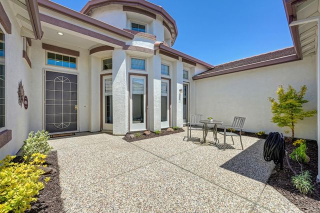 714 Canyon Oak Ln, Lincoln, CA 95648