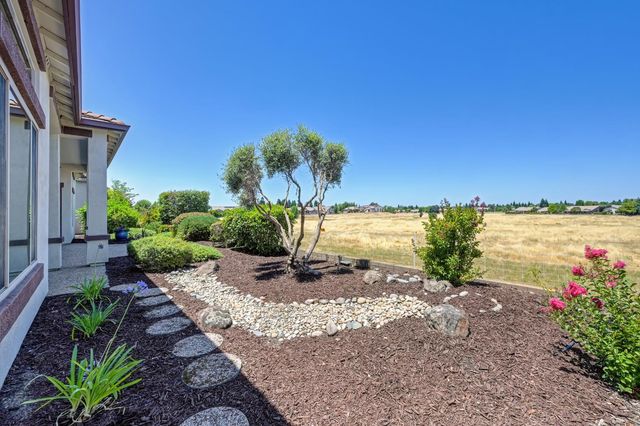 714 Canyon Oak Ln, Lincoln, CA 95648