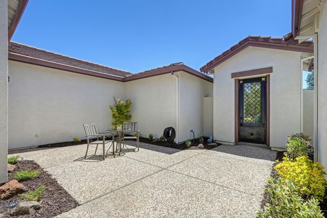 714 Canyon Oak Ln, Lincoln, CA 95648