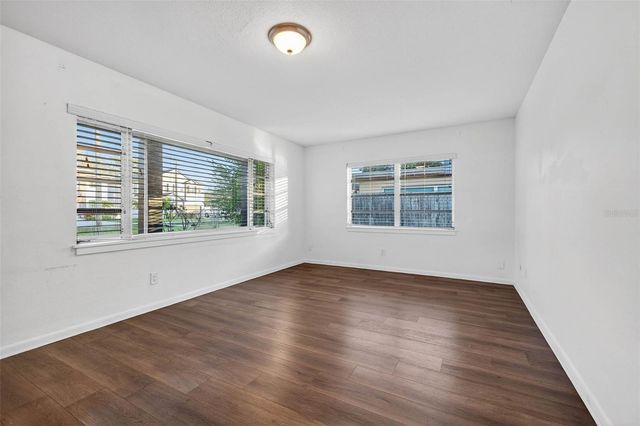 210 N GLEN AVENUE, Tampa, FL 33609