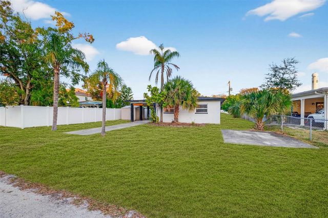 210 N GLEN AVENUE, Tampa, FL 33609