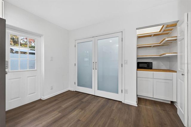 210 N GLEN AVENUE, Tampa, FL 33609