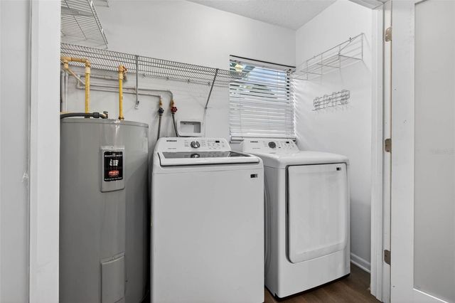 210 N GLEN AVENUE, Tampa, FL 33609