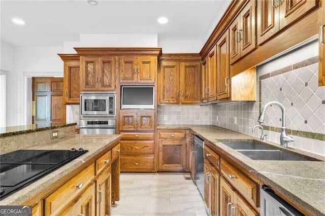 550 Atlanta Country Club Drive SE, Marietta, GA 30067