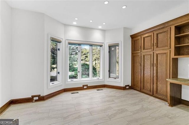 550 Atlanta Country Club Drive SE, Marietta, GA 30067