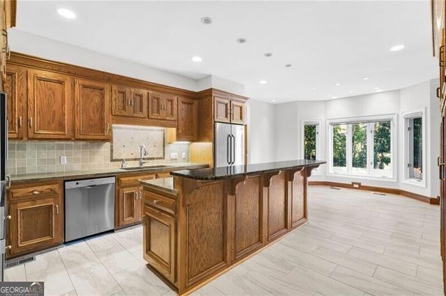 550 Atlanta Country Club Drive SE, Marietta, GA 30067