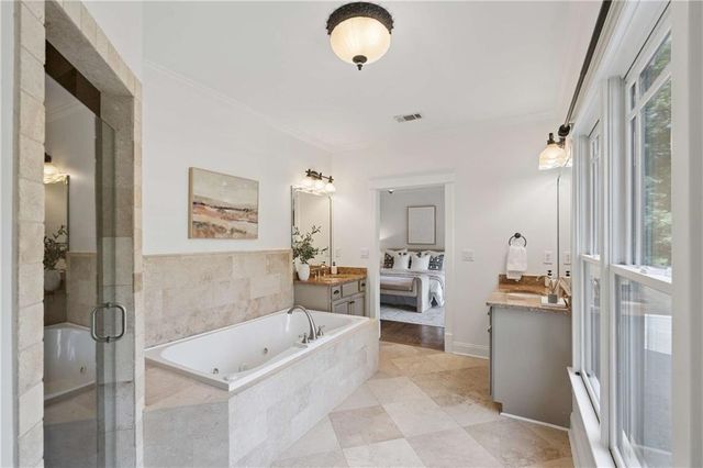2129 Oakview Road SE, Atlanta, GA 30317