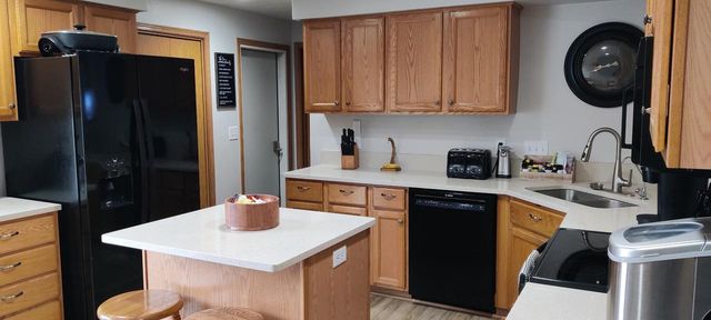 3225 BLUEBERRY LANE, Appleton, WI 54915