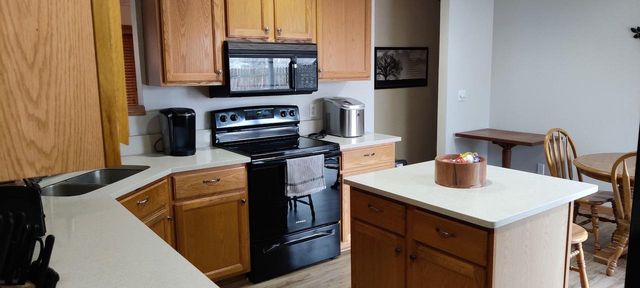 3225 BLUEBERRY LANE, Appleton, WI 54915