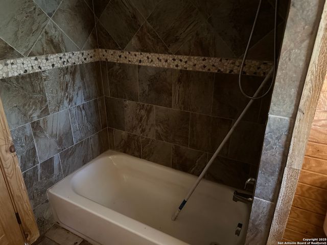 4500 Hickory Forrest, Seguin, TX 78155