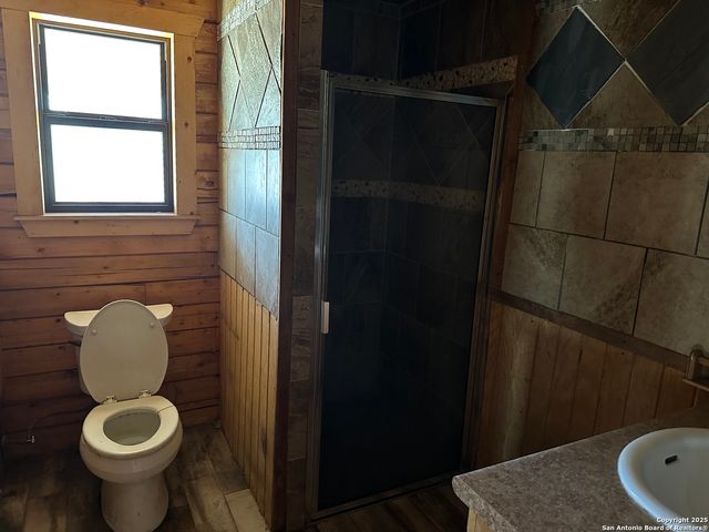 4500 Hickory Forrest, Seguin, TX 78155