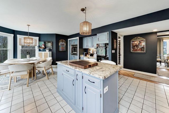 1203 MACINTOSH Drive, Wauconda, IL 60084