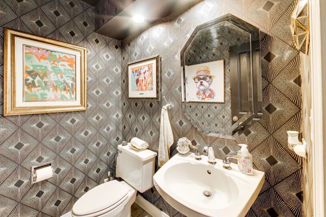 1203 MACINTOSH Drive, Wauconda, IL 60084