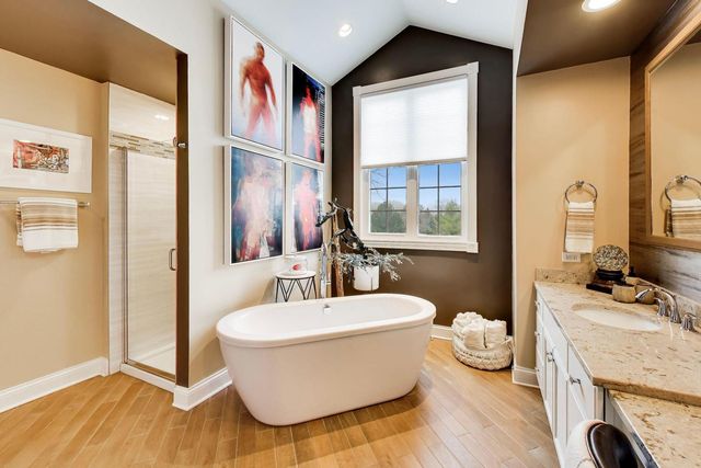 1203 MACINTOSH Drive, Wauconda, IL 60084