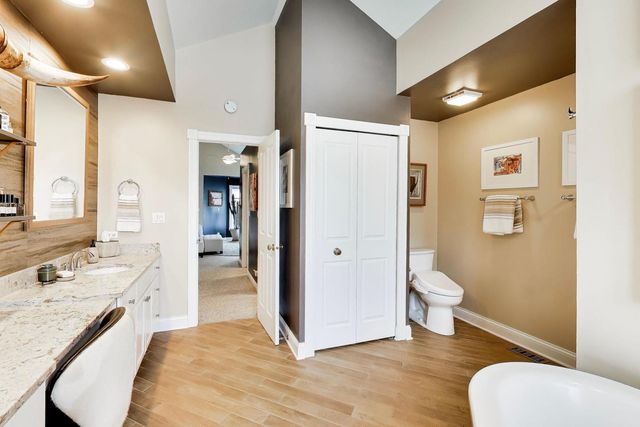 1203 MACINTOSH Drive, Wauconda, IL 60084