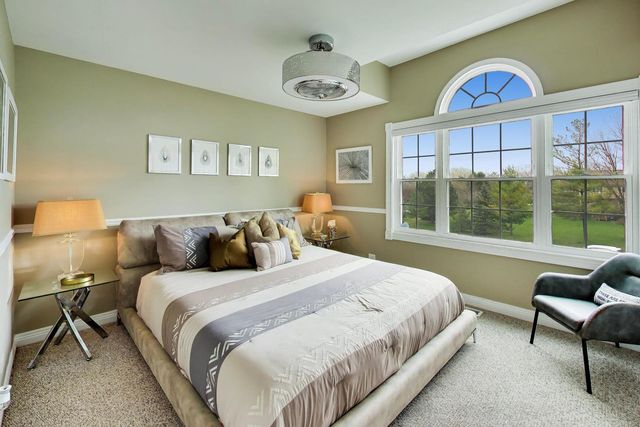 1203 MACINTOSH Drive, Wauconda, IL 60084