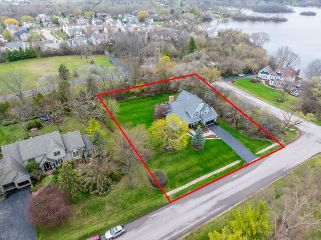 1203 MACINTOSH Drive, Wauconda, IL 60084