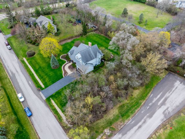 1203 MACINTOSH Drive, Wauconda, IL 60084