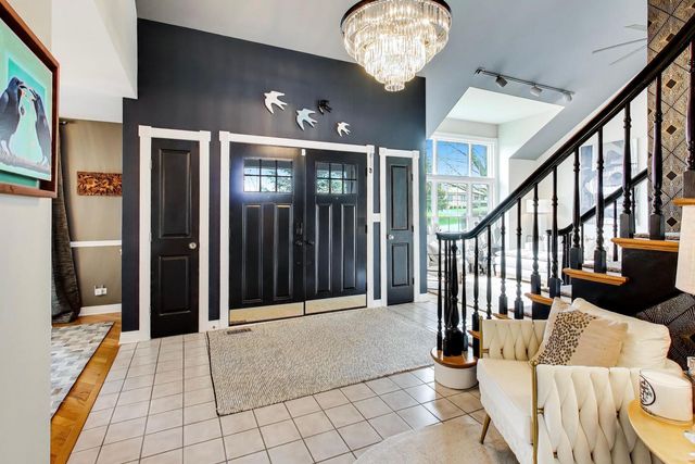 1203 MACINTOSH Drive, Wauconda, IL 60084