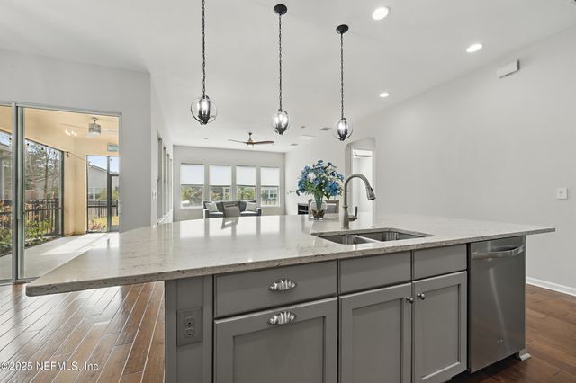 52 DYER Court, Jacksonville, FL 32081