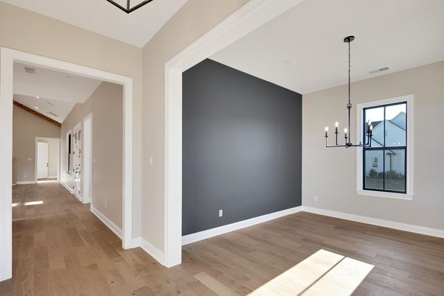 300 MARY TAYLOR WAY, Piperton, TN 38017