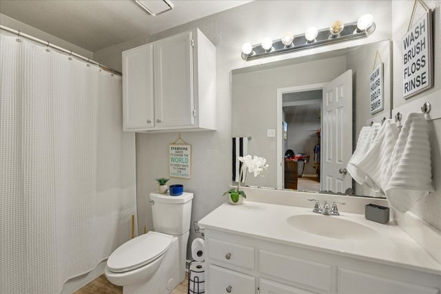 9209 Hanging Moss Drive, Granbury, TX 76049