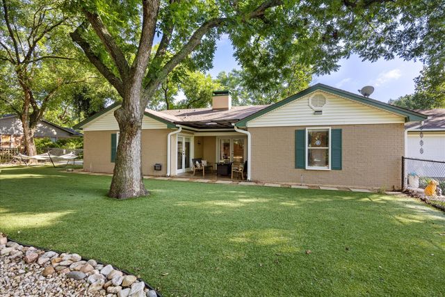 9209 Hanging Moss Drive, Granbury, TX 76049