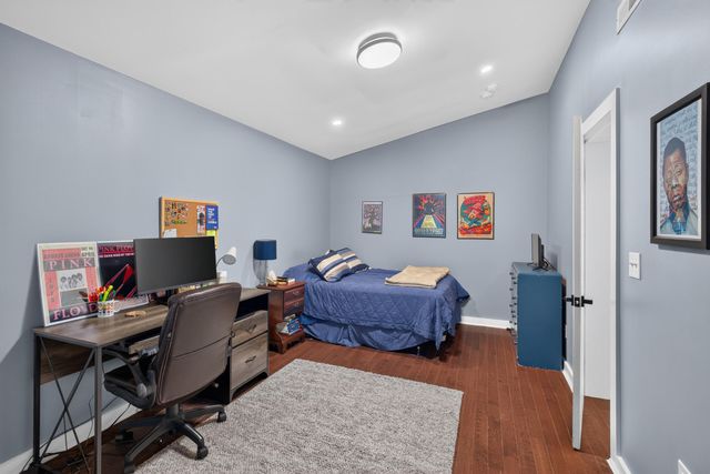 617 N Broadway, Lexington, KY 40508