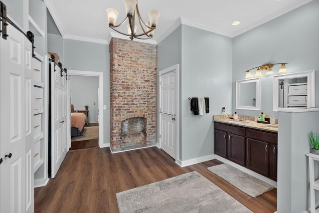 617 N Broadway, Lexington, KY 40508