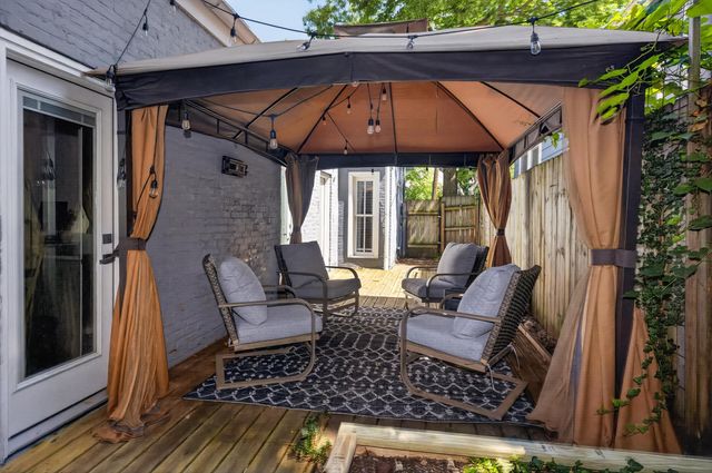 617 N Broadway, Lexington, KY 40508