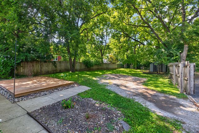 617 N Broadway, Lexington, KY 40508