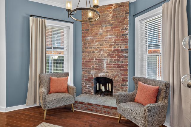 617 N Broadway, Lexington, KY 40508