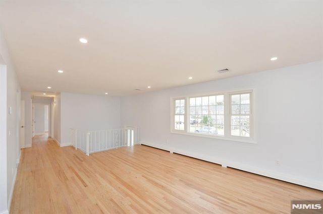 269 Columbia Terrace, Paramus, NJ 07652