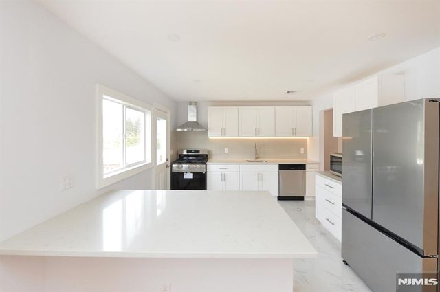 269 Columbia Terrace, Paramus, NJ 07652