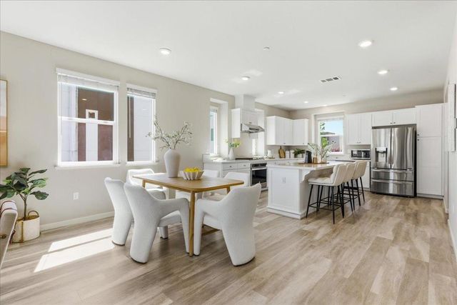 2976 San Jose Vineyard Place 1, San Jose, CA 95136