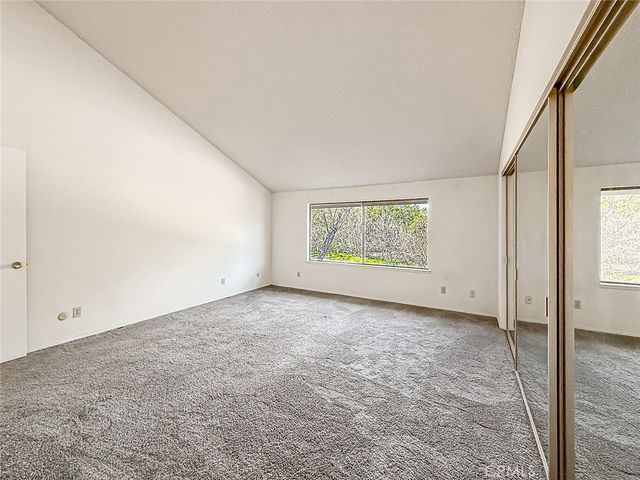 230 Via Del Caballo, Oak Park, CA 91377