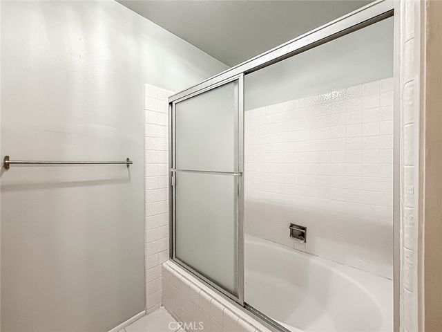 230 Via Del Caballo, Oak Park, CA 91377