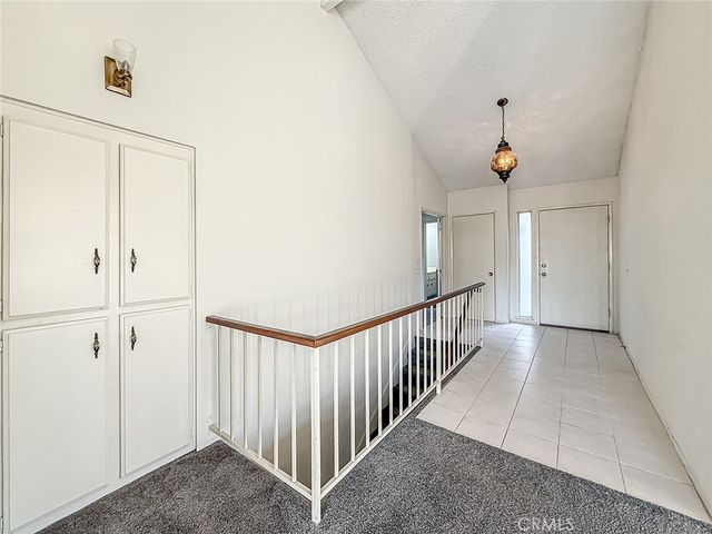 230 Via Del Caballo, Oak Park, CA 91377
