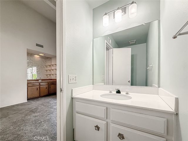 230 Via Del Caballo, Oak Park, CA 91377