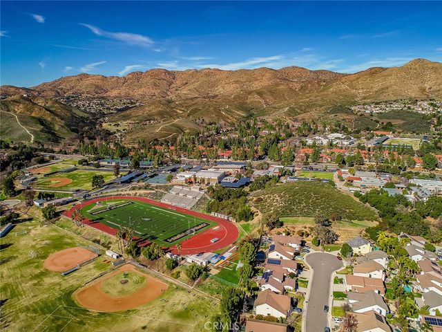 230 Via Del Caballo, Oak Park, CA 91377