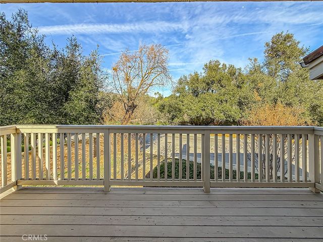 230 Via Del Caballo, Oak Park, CA 91377