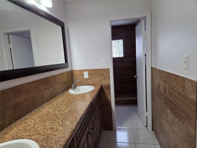 24914 SILVERSMITH DRIVE, Lutz, FL 33559