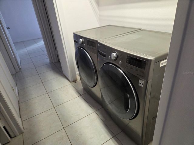 24914 SILVERSMITH DRIVE, Lutz, FL 33559