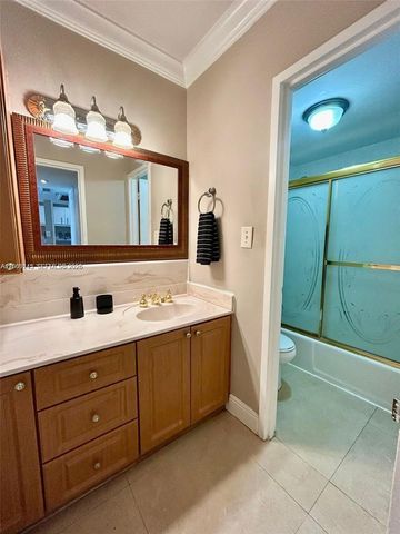 100 Lincoln Rd 1010, Miami Beach, FL 33139