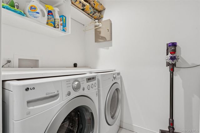 50 Hubbard Lane 117, Southampton, NY 11968