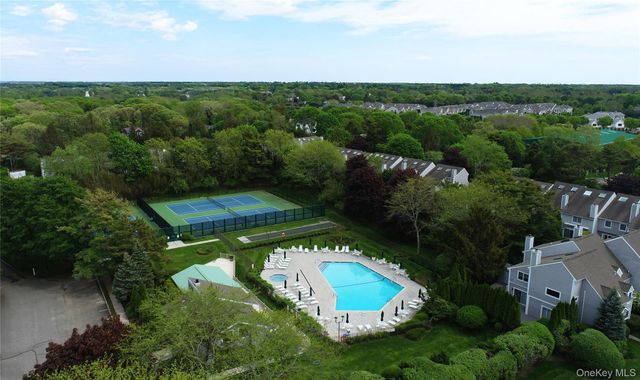 50 Hubbard Lane 117, Southampton, NY 11968