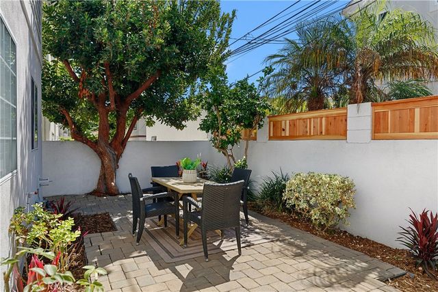2408 Curtis Avenue B, Redondo Beach, CA 90278