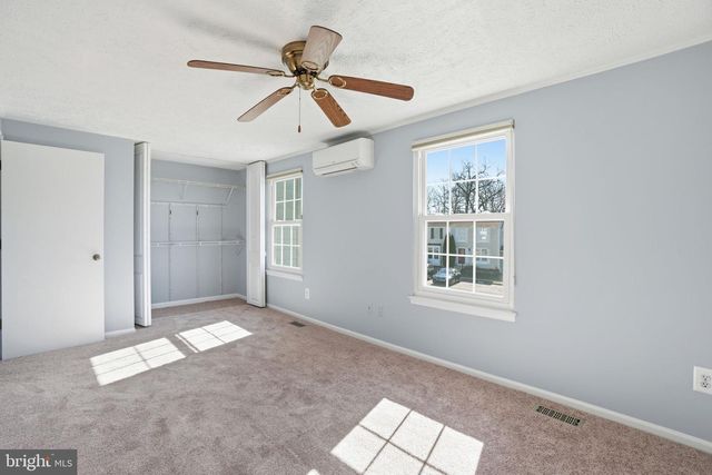 7470 WOUNDED KNEE RD, Lorton, VA 22079