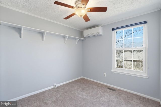 7470 WOUNDED KNEE RD, Lorton, VA 22079