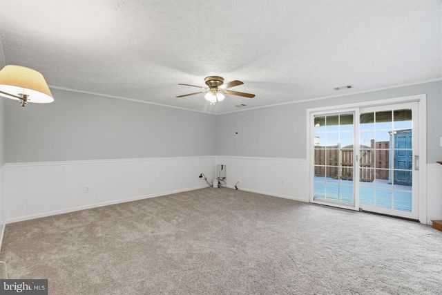 7470 WOUNDED KNEE RD, Lorton, VA 22079